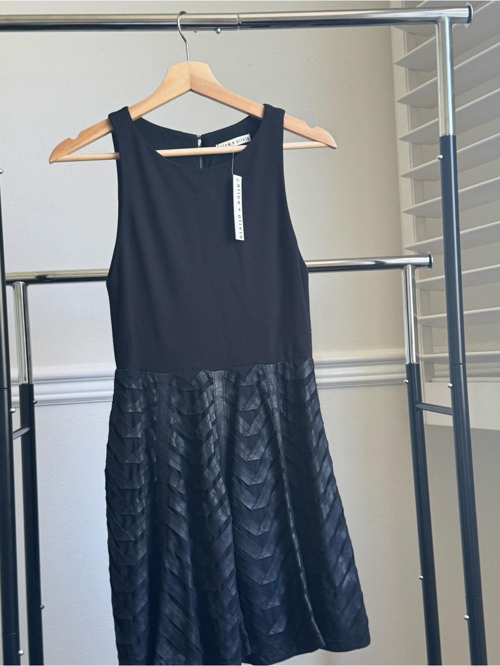 Alice + Olivia Women's Zilla Goat Leather Mini Black Dress Paneled Ponte 2 NWT - Picture 7 of 10